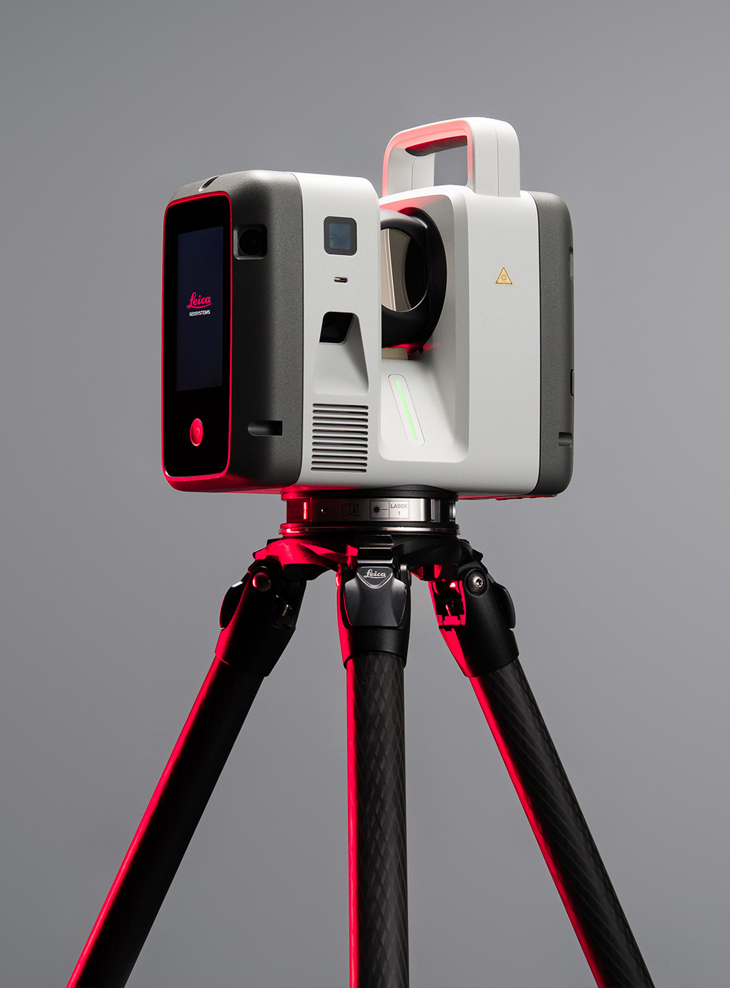 Laser scanner 3D della nuova serie Leica RTC su treppiede