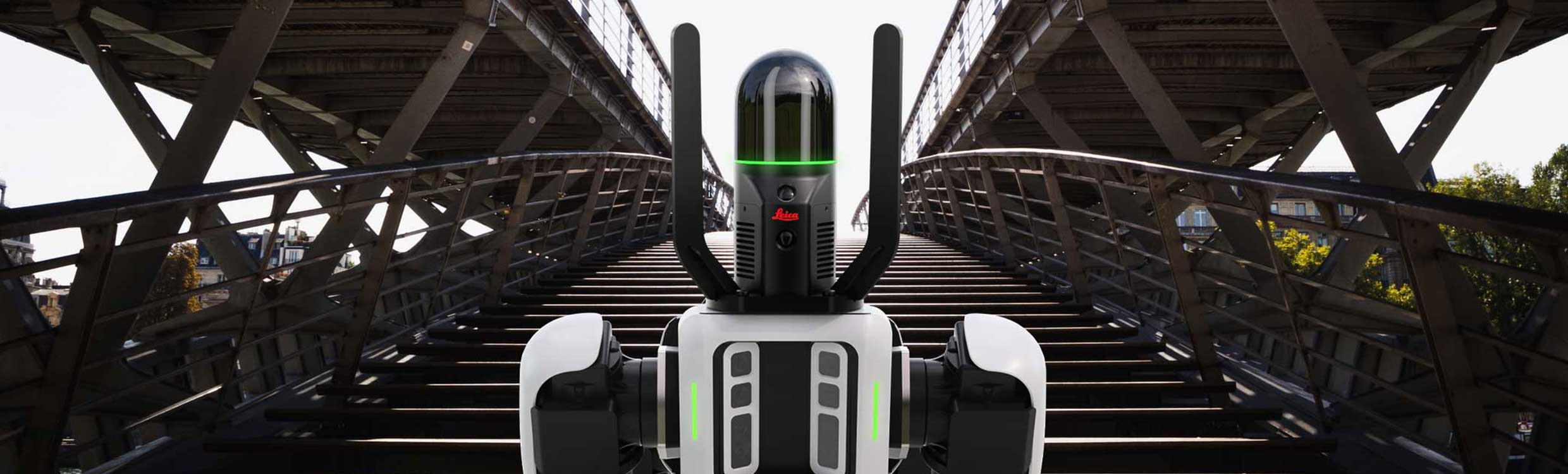 Leica BLK ARC su piattaforma robotica quadrupede durante una missione di scansione autonoma